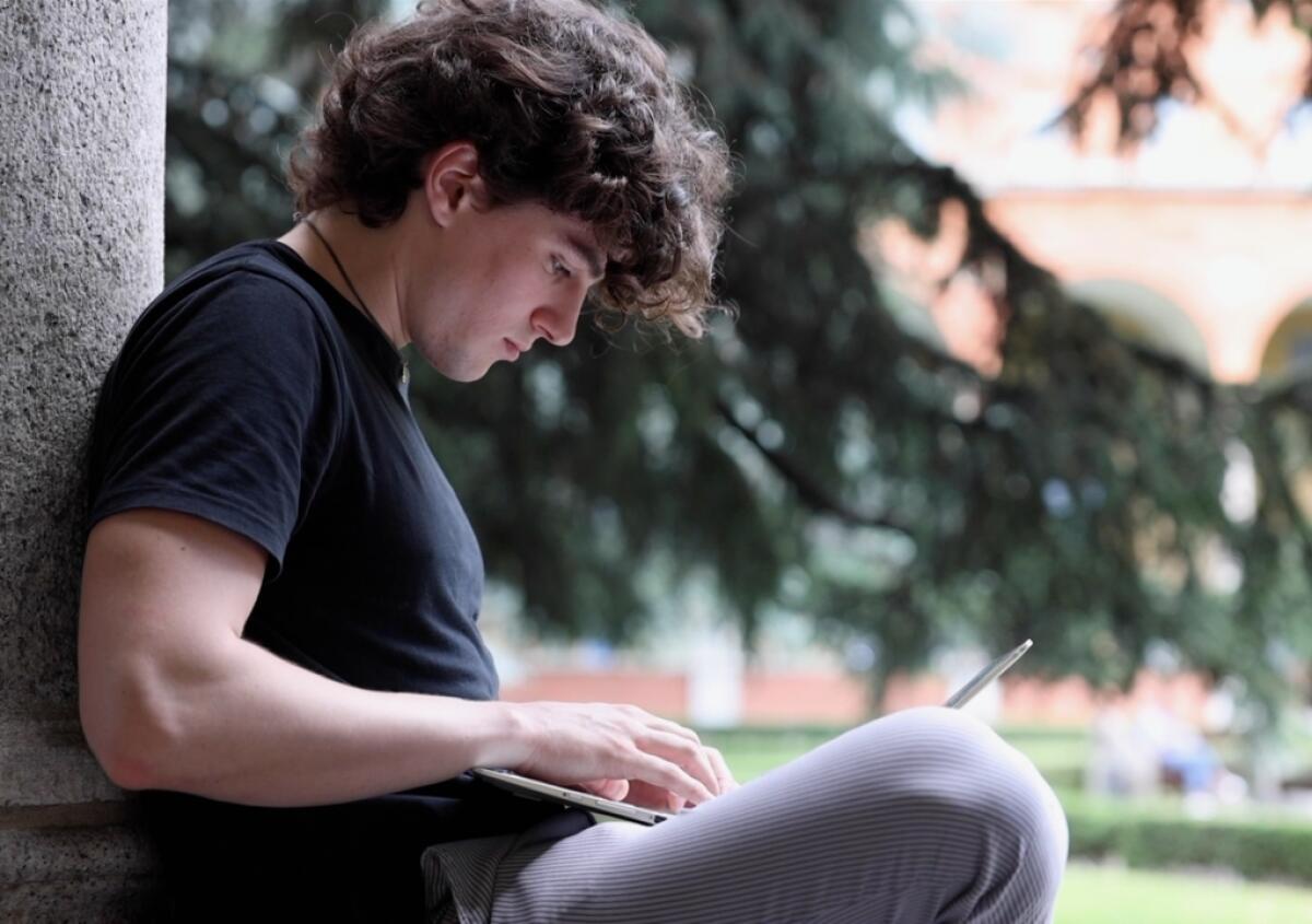 Università Cattolica, 2 milioni per borse di studio a 700 studenti - 