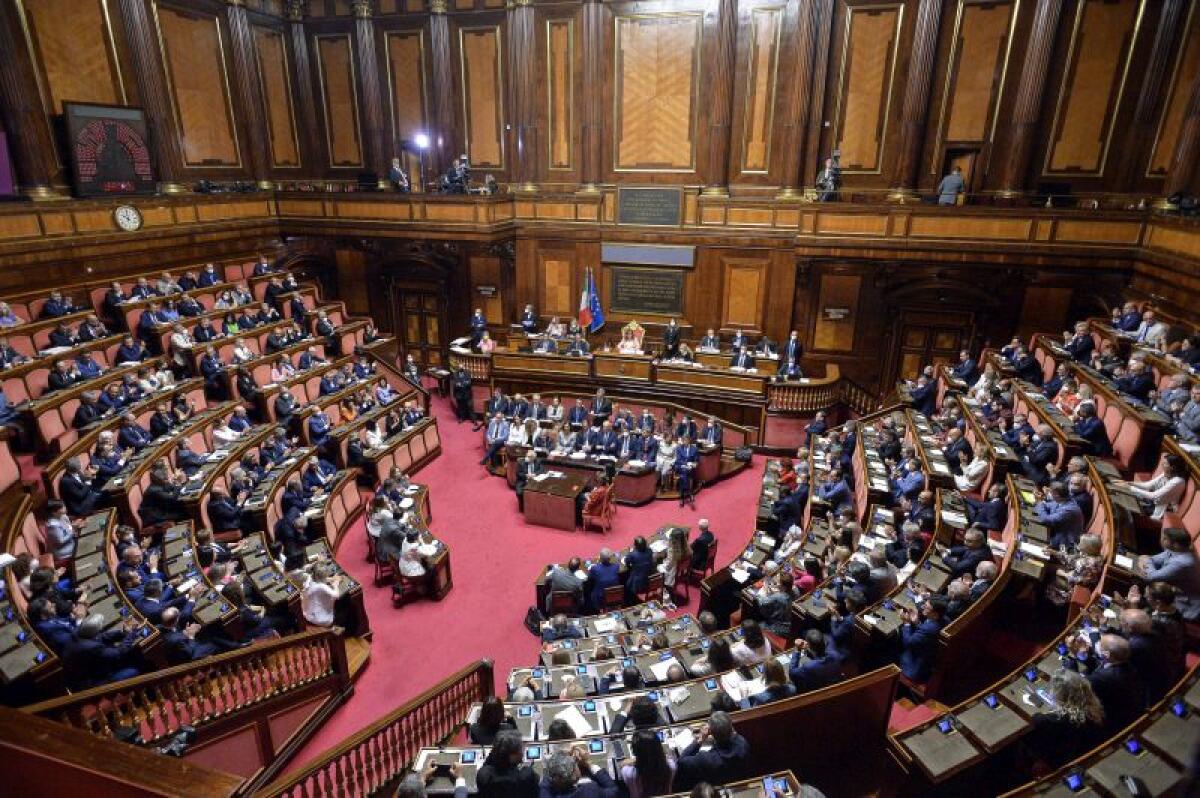 Governo, il Senato approva la fiducia con 95 sì. Non votano Lega, Fi, M5s - 