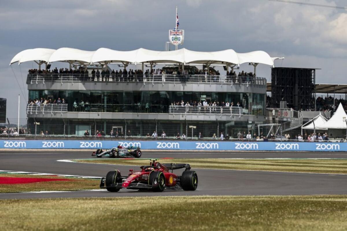 Sainz il più veloce nel venerdì di libere a Silverstone - 