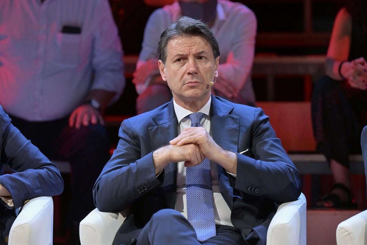 Conte “Pd ufficio collocamento per chi cambia casacca” - 