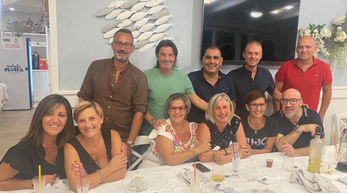 A trent'anni dal diploma rimpatriata per la 5 D dell'istituto tecnico commerciale - 