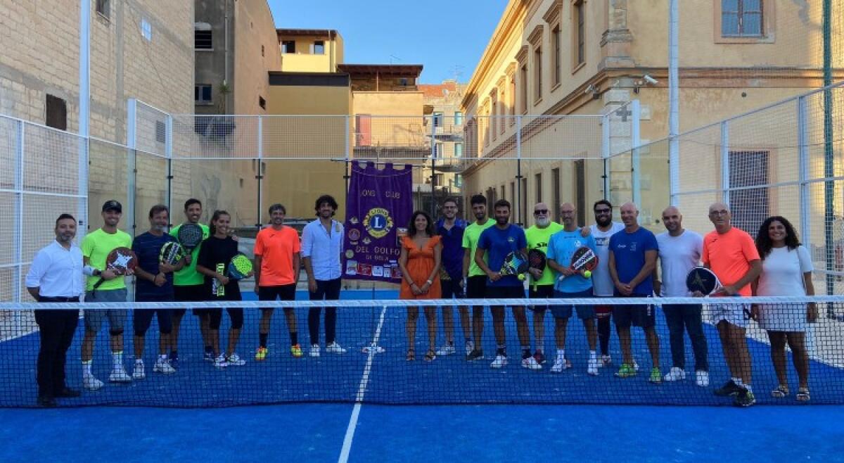 Padel e solidarietà, con il Lions club una raccolta fondi e di generi alimentari" - 
