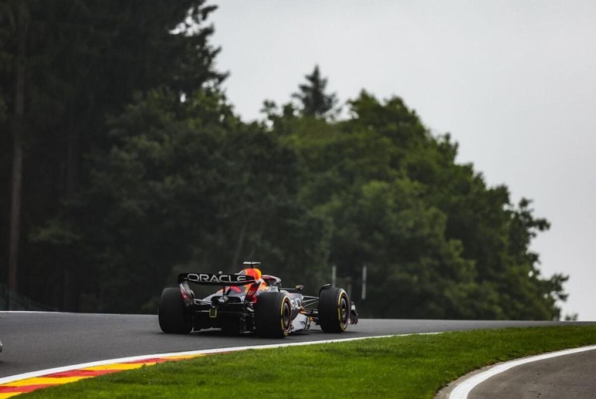 Verstappen vola a Spa ma partirà in fondo alla griglia con Leclerc - 