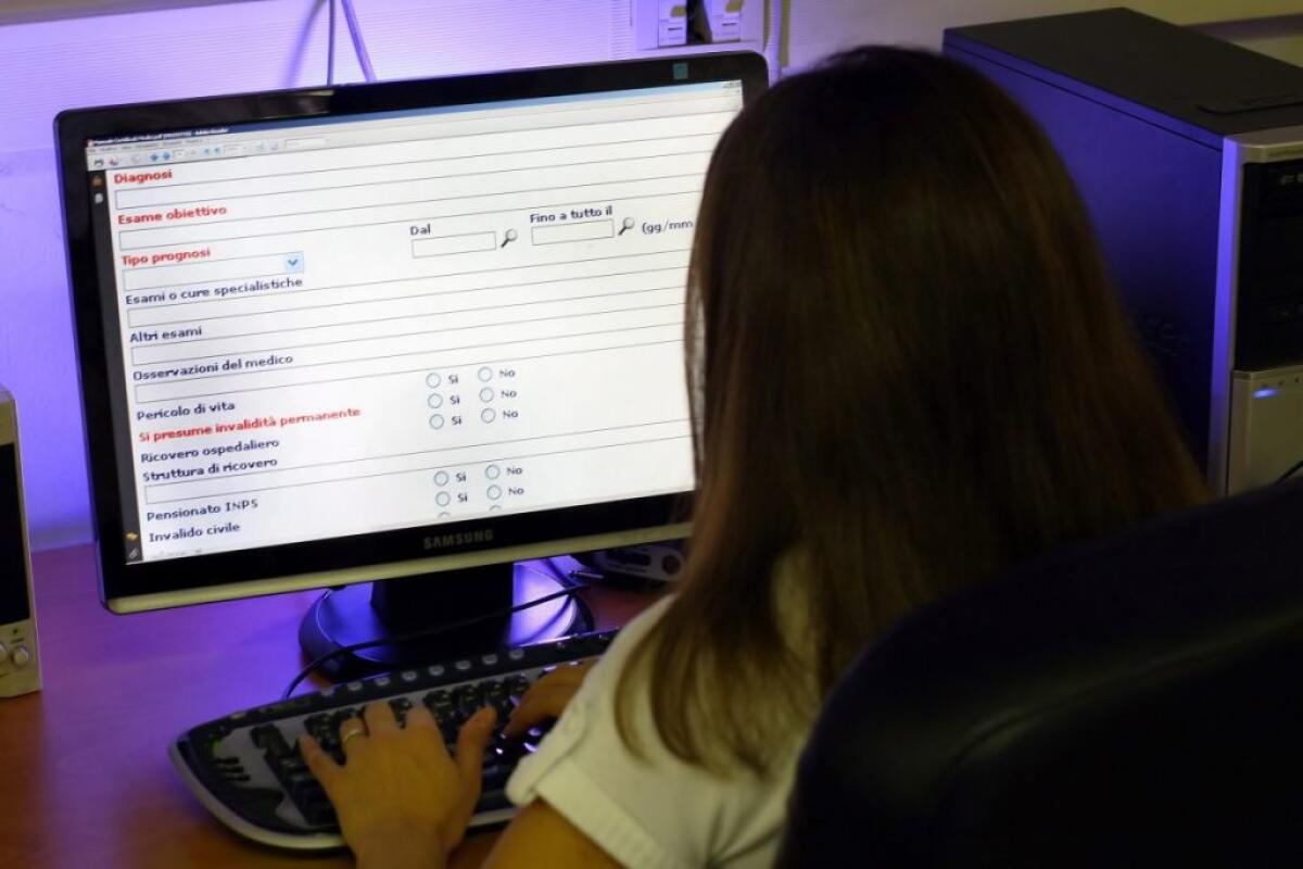 Lavoro, nel primo trimestre 2022 +60,5% certificati malattia - 