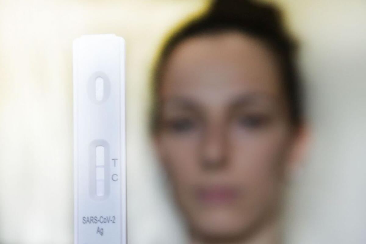 Covid, 11.976 nuovi casi e 113 decessi - 