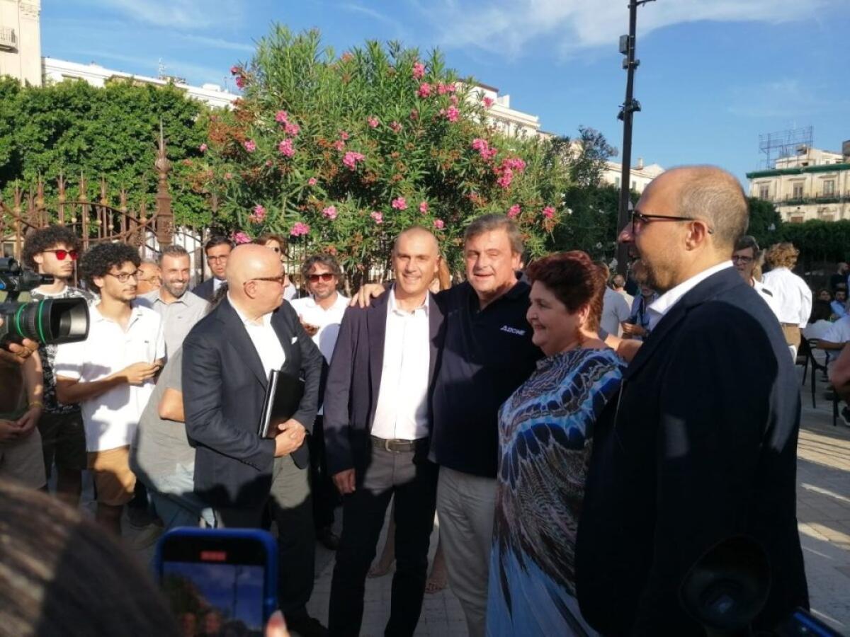 Regionali, Calenda apre la campagna elettorale di Armao in Sicilia “Serve capacità di amministrare” - 