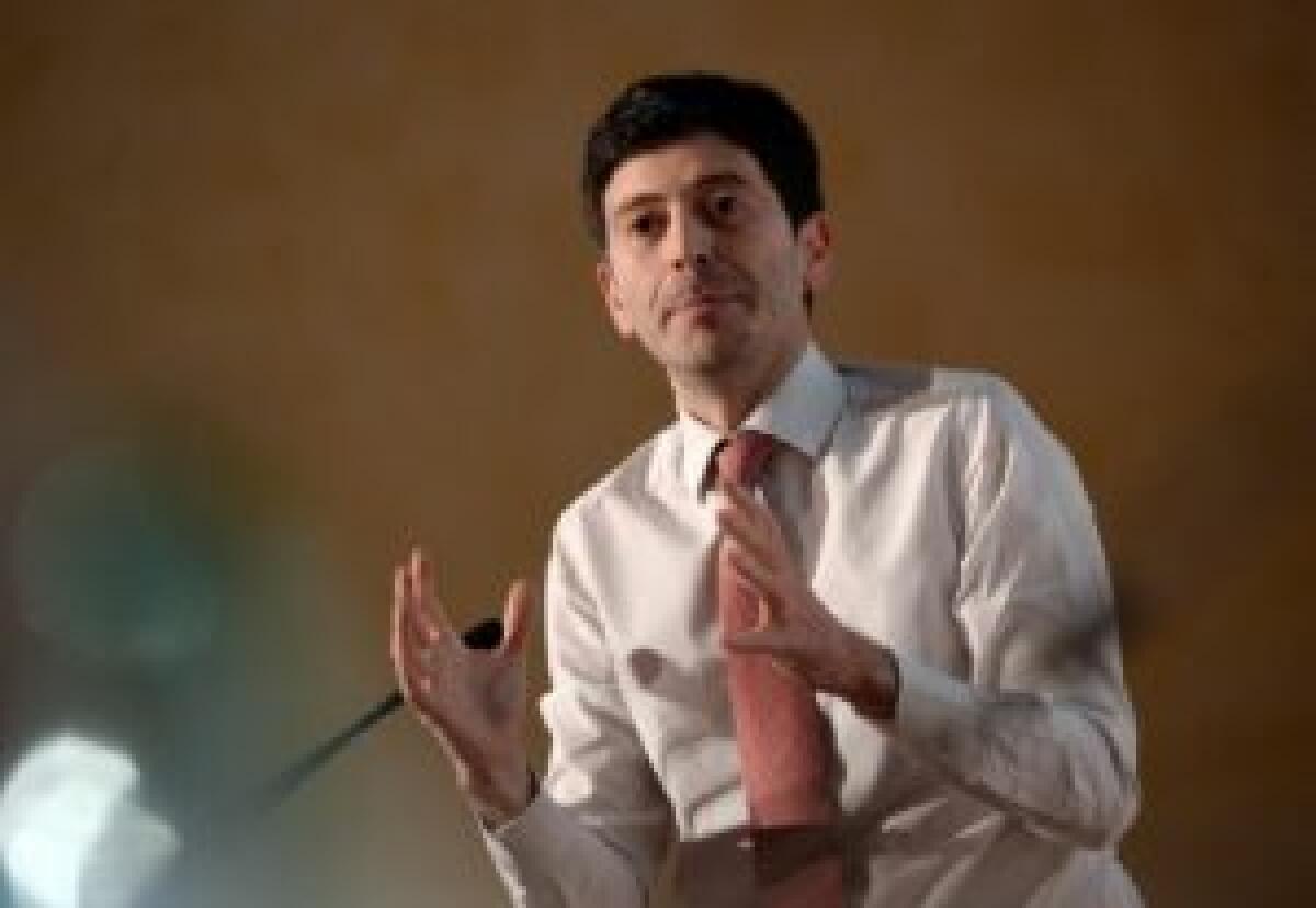 Speranza “Positivi devono stare a casa, per elezioni voto domiciliare” - 