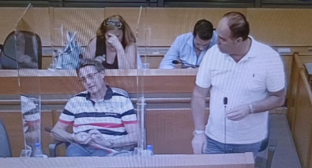 Sgravi Tari e via Venezia, sfuriata dei civici agli assessori: "Dopo mesi nessun esito" - I consiglieri di "Una Buona idea" Davide Sincero e Rosario Faraci