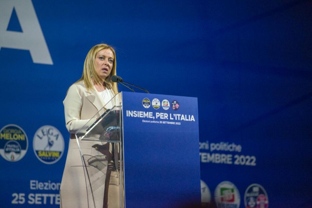 Reddito cittadinanza, Meloni “Povertà si combatte solo con il lavoro” - 