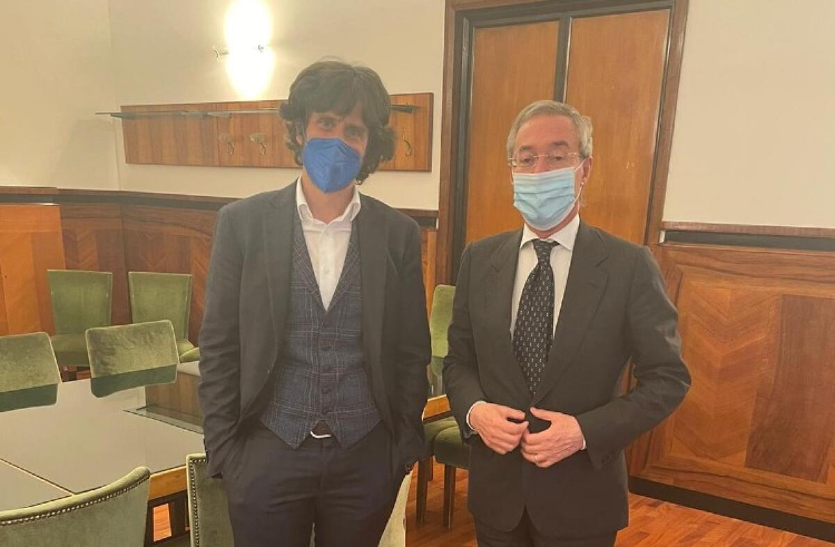 Accordo di programma prorogato, Greco: "Nuove opportunità, non era scontato" - Greco durante un incontro al Ministero dello sviluppo economico 