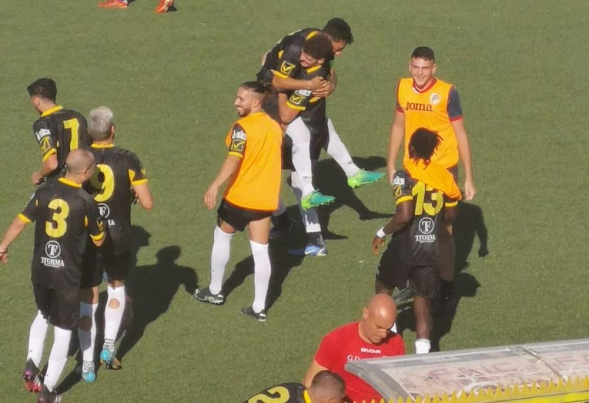 Notte fonda per il Gela FC, l'Enna vince 3-1 e per Evola si mette male - 