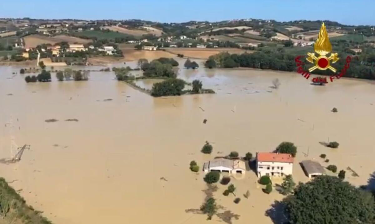 Maltempo, 10 vittime e 3 dispersi per l’alluvione nelle Marche - 