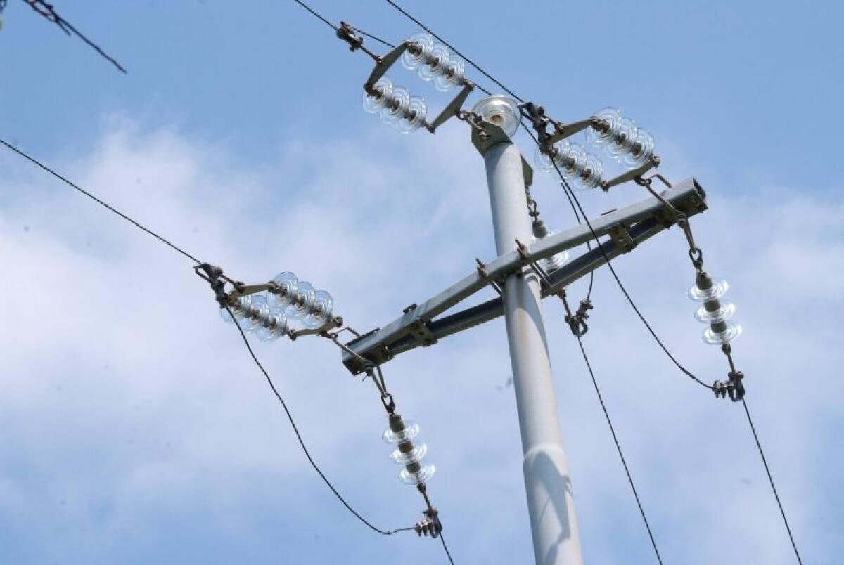 Energia, aumento elettricità +59% nei prossimi tre mesi - 