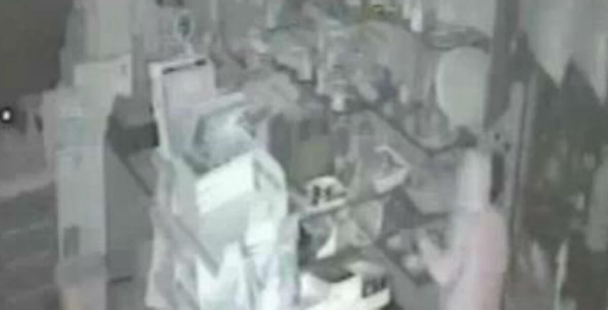 Nella notte colpi in centro storico, ladri in due attività commerciali - Immagini di repertorio