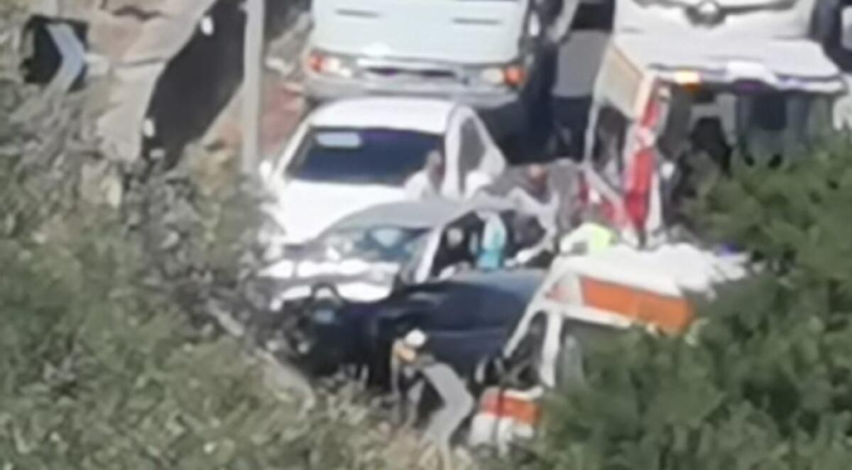 Schianto sulla Gela-Manfria, ci sono feriti: auto coinvolte e soccorsi sul posto - Lo schianto sulla Gela-Manfria