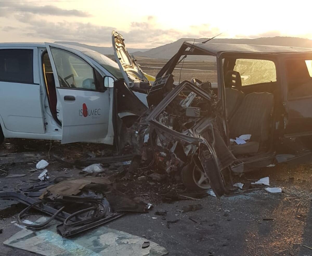 Schianto all'alba a Ponte Olivo, almeno tre feriti: è stato necessario l'elisoccorso - 