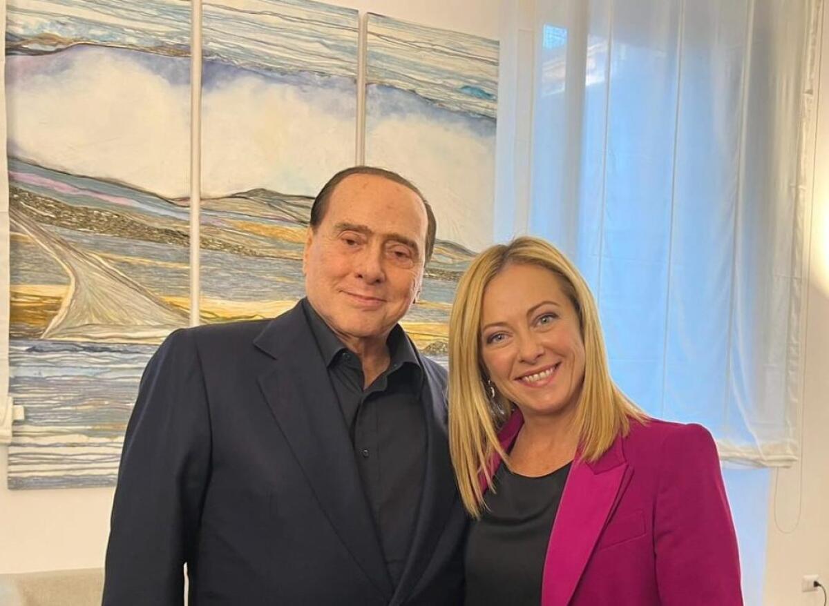 Meloni incontra Berlusconi, centrodestra andrà unito da Mattarella - 
