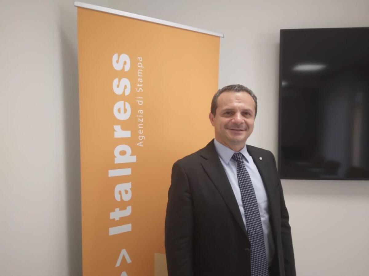 Cateno De Luca “Il divario Nord-Sud si colma cambiando classe politica” - 