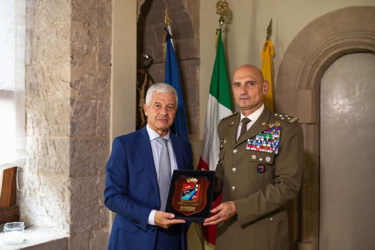 UniPa e Difesa insieme per il riuso delle aree militari dismesse - 