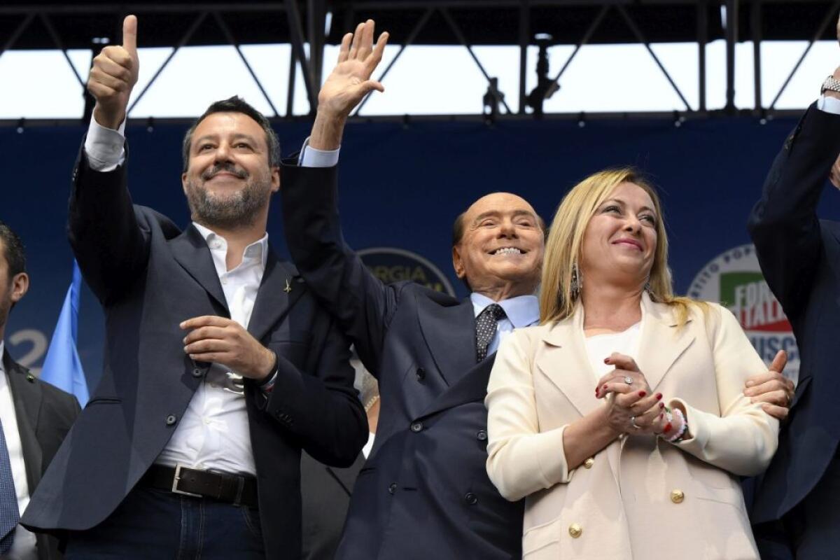 Vertice Meloni-Salvini-Berlusconi “Passi avanti verso il nuovo Governo” - 