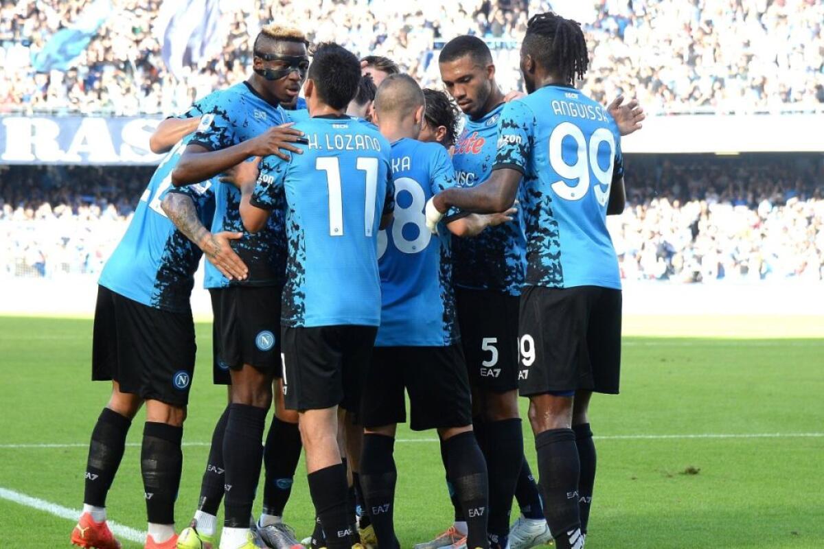 Napoli scatenato, tripletta Osimhen e 4-0 al Sassuolo - 