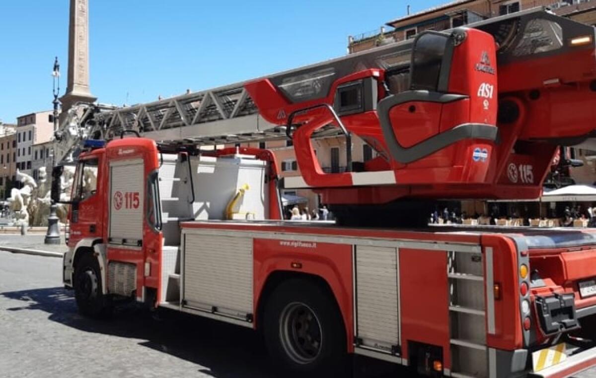 Vigili del fuoco senza autoscala, sindacati al prefetto: "Non possiamo garantire sicurezza" - 