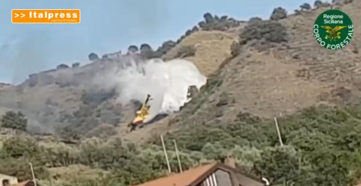 Canadair precipita e si schianta sull’Etna, due piloti a bordo - 