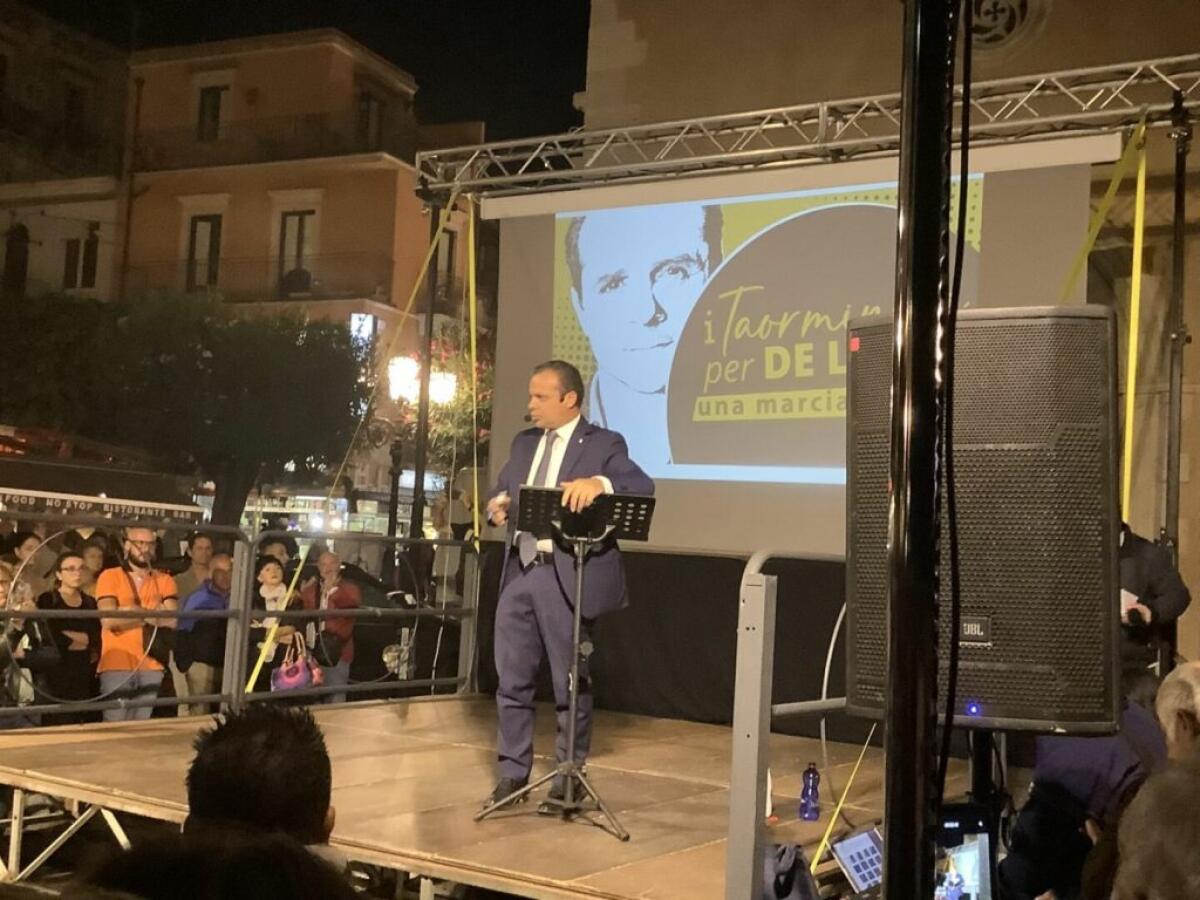 Cateno De Luca si candida a sindaco di Taormina “Metto a disposizione la mia competenza” - 