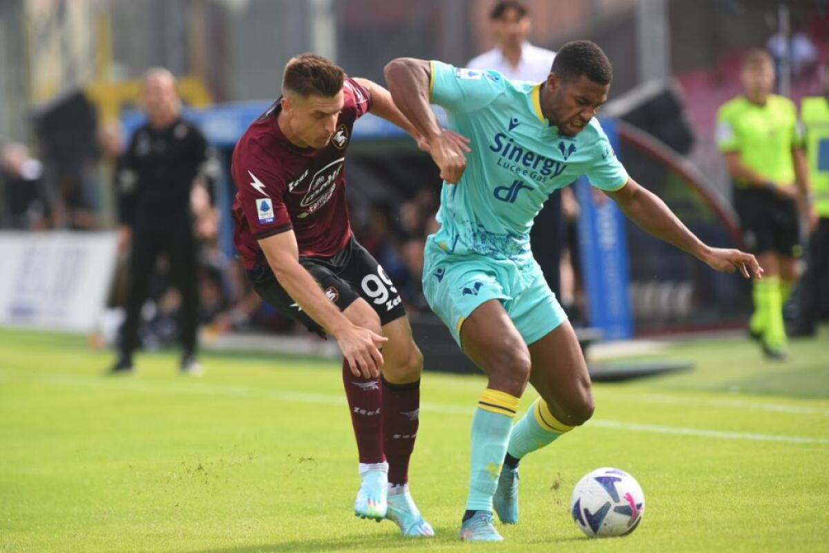 Verona beffato nel finale, la Salernitana vince 2-1 - 