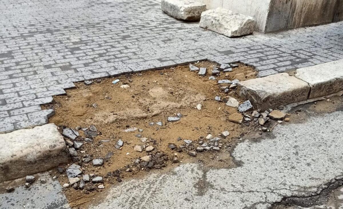 San Giacomo, "più manutenzione, strade sono colabrodo" - Strade malmesse a San Giacomo