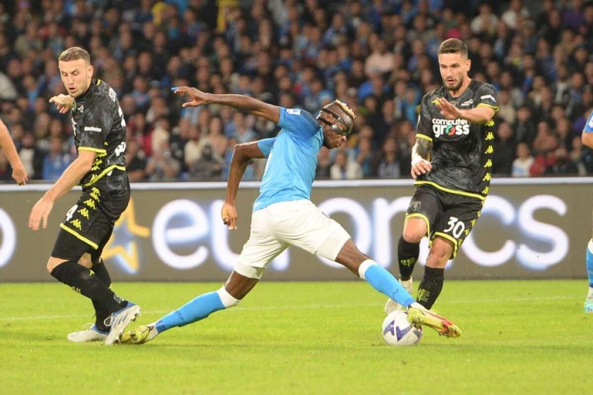 Il Napoli batte l’Empoli 2-0, vittoria numero 12 in campionato -