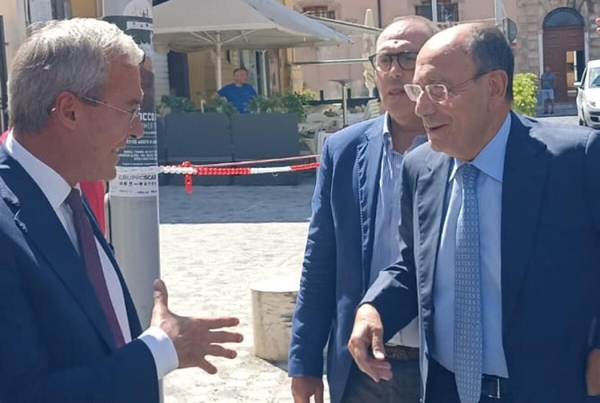 Bilancio ma non solo, contatti e incontri in Regione: Greco inizia a dialogare con Palermo - Il sindaco Greco e il  presidente della Regione Renato Schifani