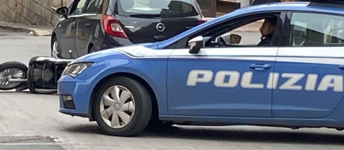 Incidente all'incrocio tra via Matteotti e via Verga, anche uno scooterista coinvolto - 