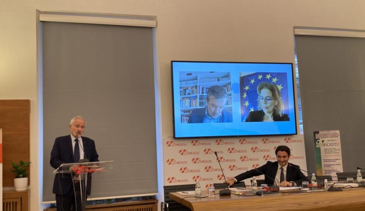 Assindatcolf, costo per badanti può arrivare a 30mila euro l’anno - 