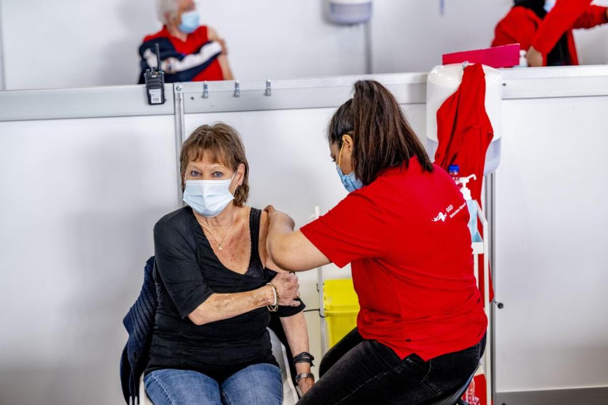 Covid, Stabili i casi nell’ultima settimana. In calo terapie intensive - 