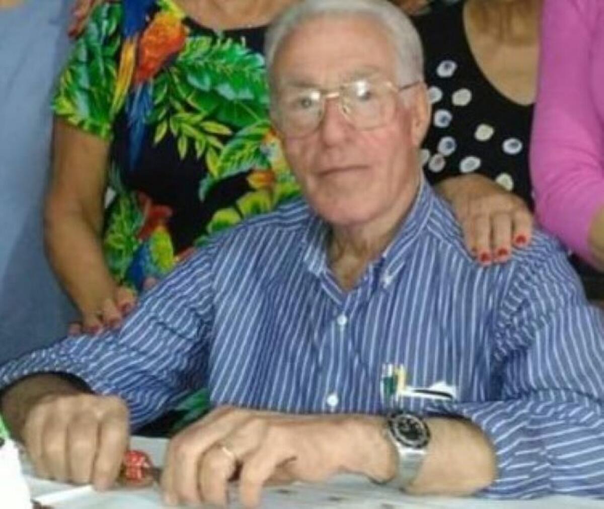 "Una scuola o una struttura sanitaria da intitolare a Comunale", presentata mozione - Il medico Salvatore Comunale