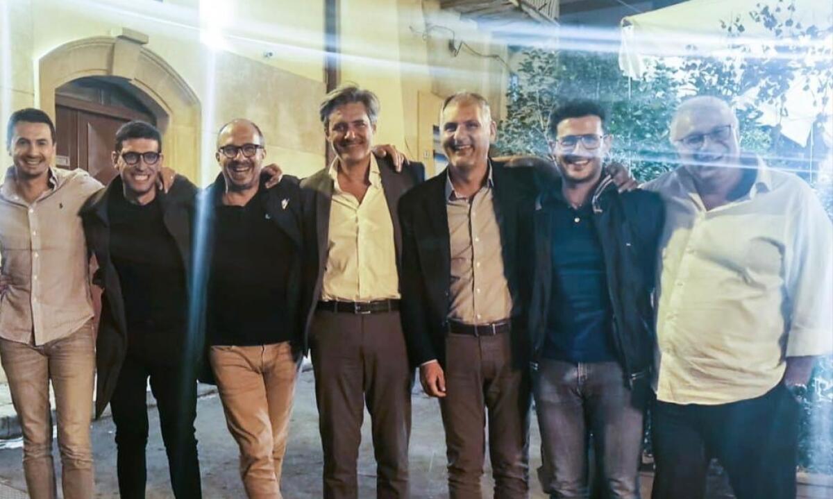 "Per Greco è ormai un fallimento", Iv: "Decida come proseguire oppure faccia un passo indietro" - 