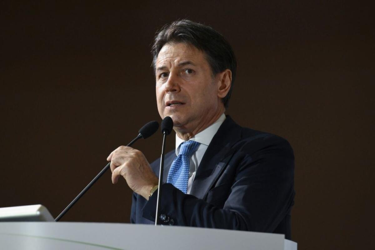 Ucraina, Conte “Inviare armi non può più essere la soluzione” - 