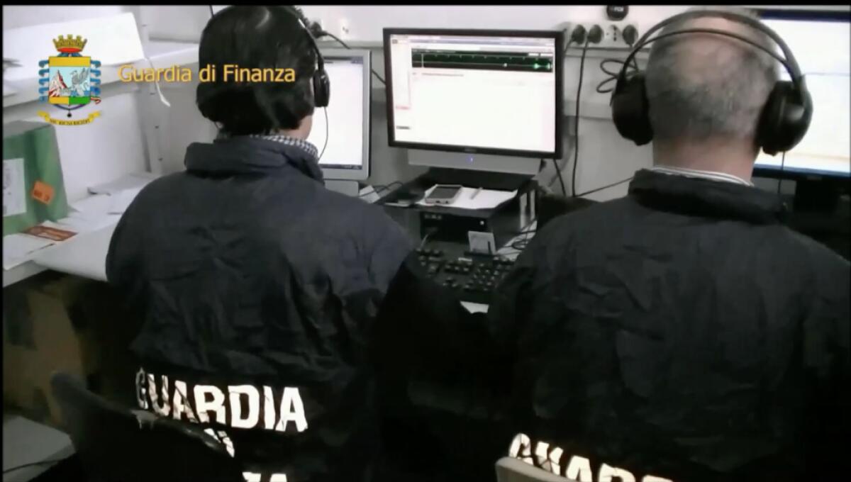 Corruzione alla protezione civile regionale, nelle carte i contatti con un imprenditore gelese - 