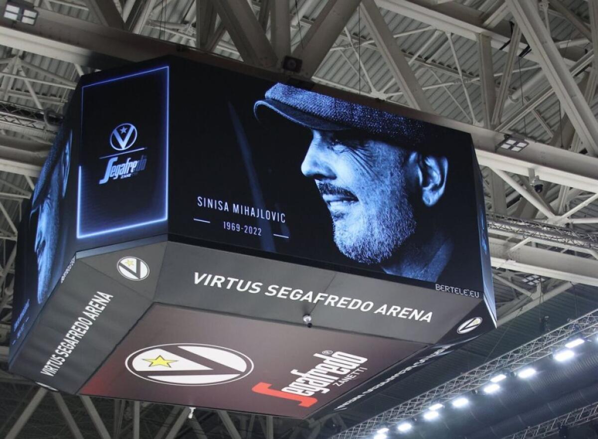 Camera ardente in Campidoglio per Mihajlovic, lunedì i funerali - 