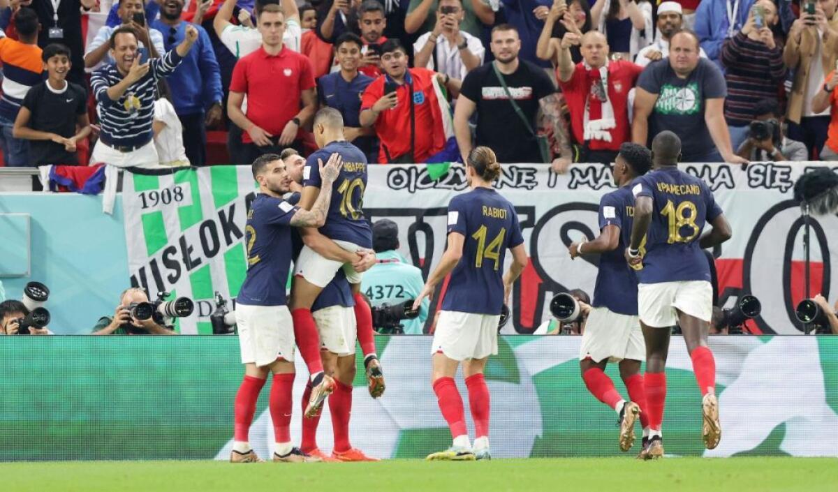 La Francia in semifinale, Inghilterra battuta 2-1 - 