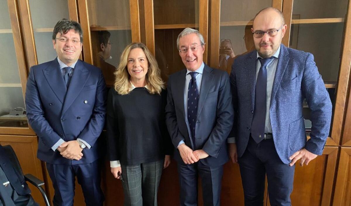 Cis, serve altro tempo per chiudere la procedura: "Dal Ministero massima apertura" - Greco e Inferrera al termine dell'incontro