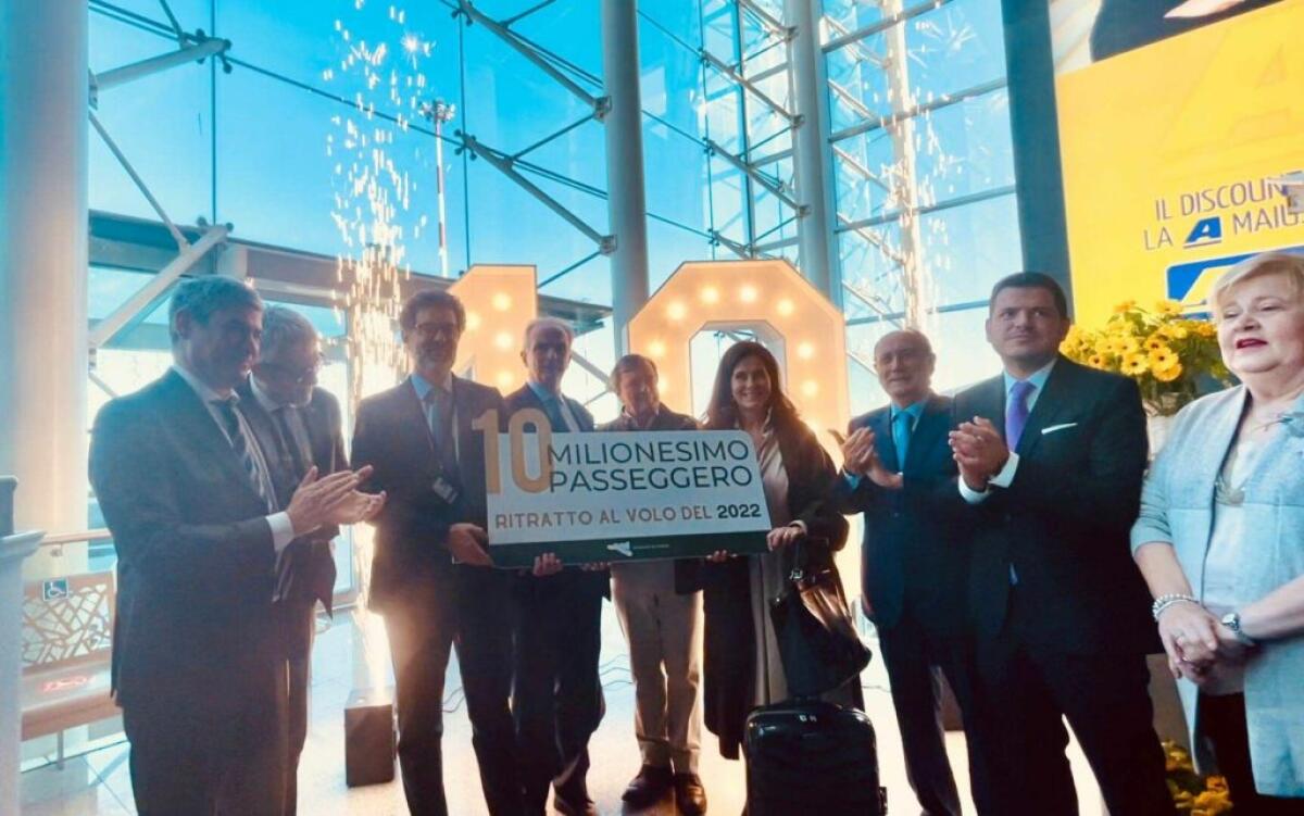 Aeroporto di Catania, raggiunti 10 milioni di passeggeri nel 2022 - 