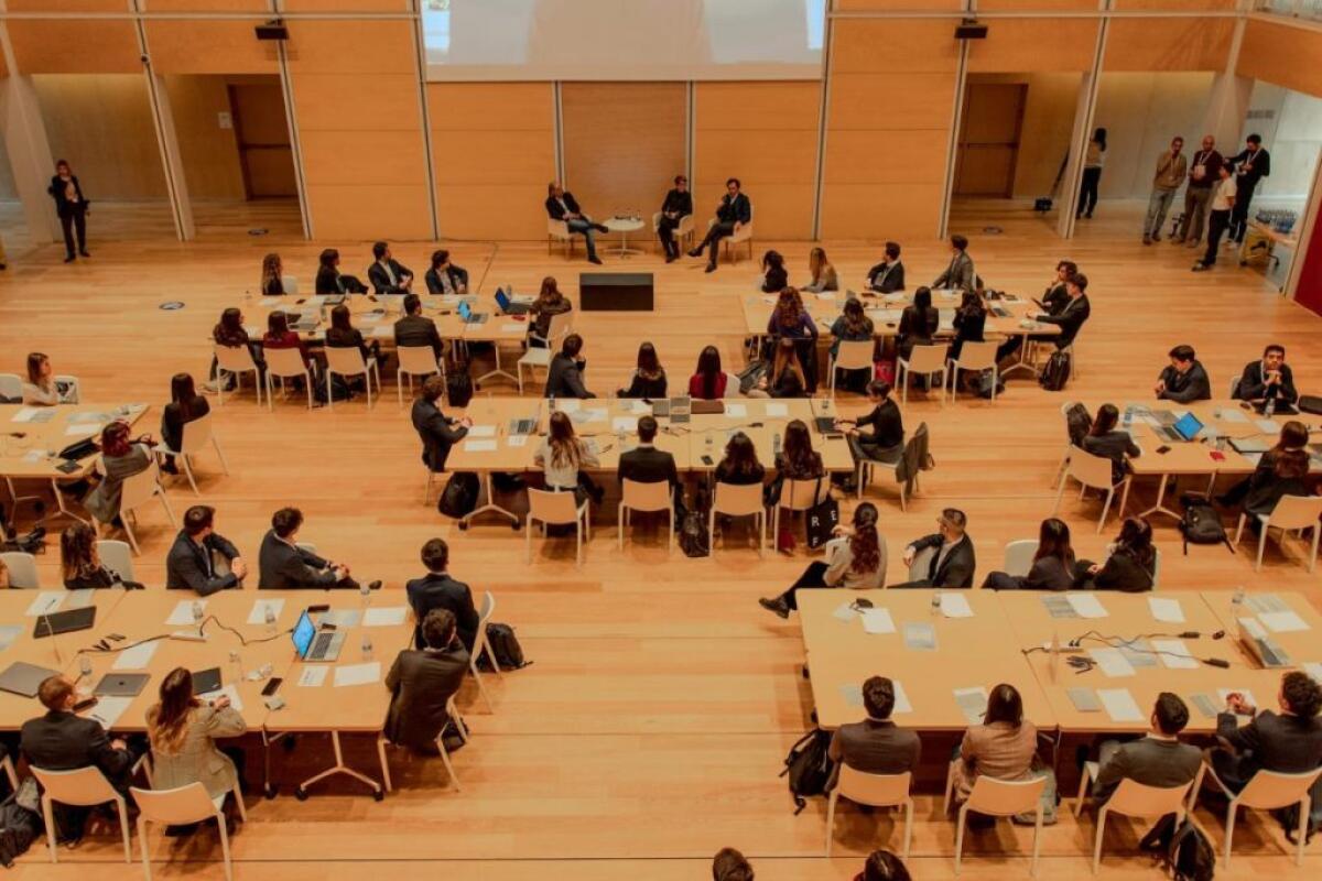 Da Intesa Sanpaolo un programma internazionale per assumere neolaureati - 