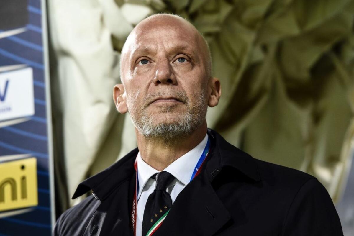 Vialli “Sospendo temporaneamente i miei impegni” - 