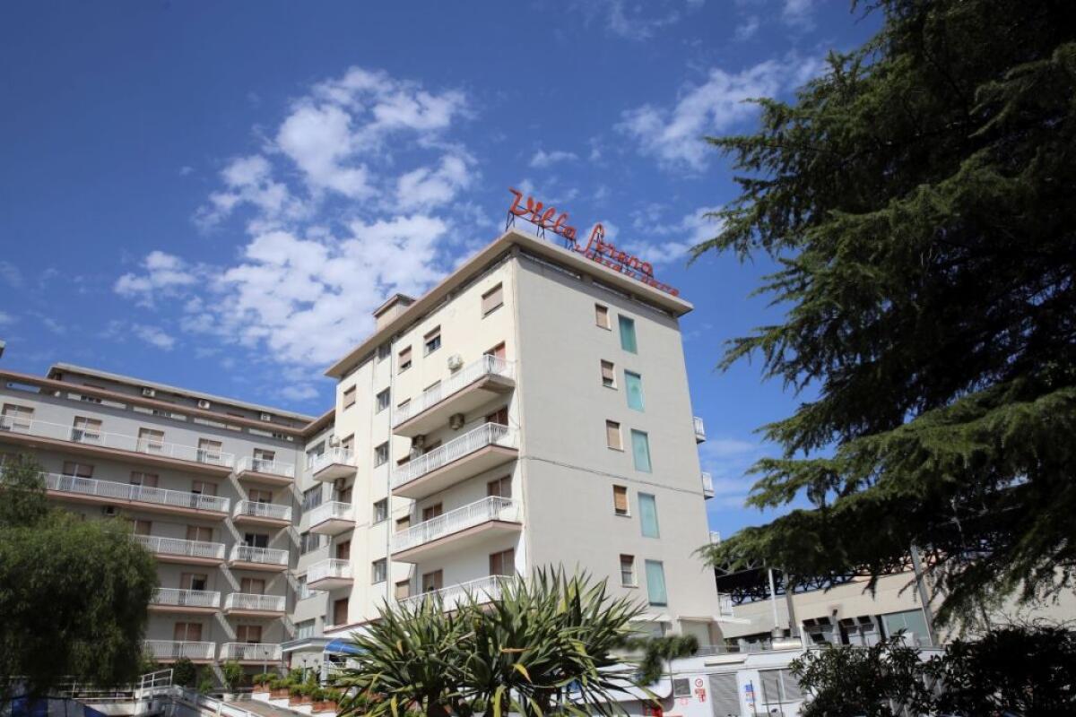 Villa Serena, a dicembre ambulatori gratuiti di Urologia e Pneumologia - 