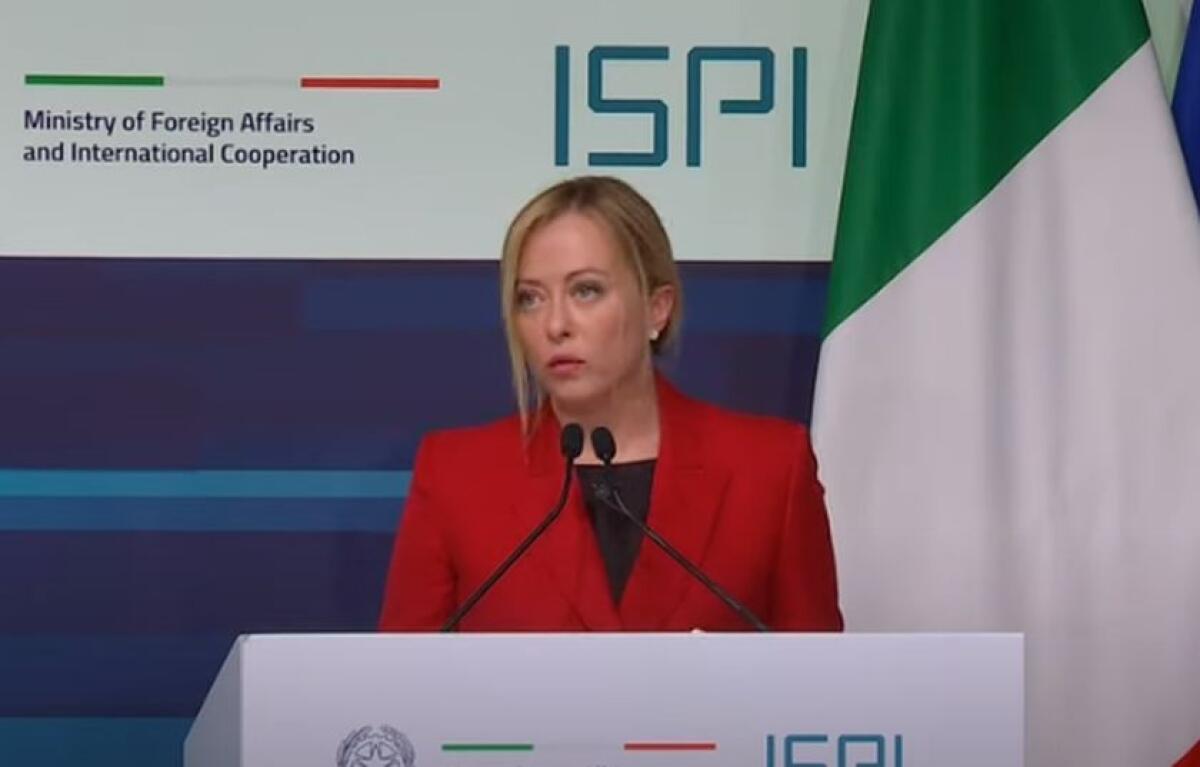 Immigrazione, Meloni “Flusso ingestibile, serve collaborazione Ue” - 