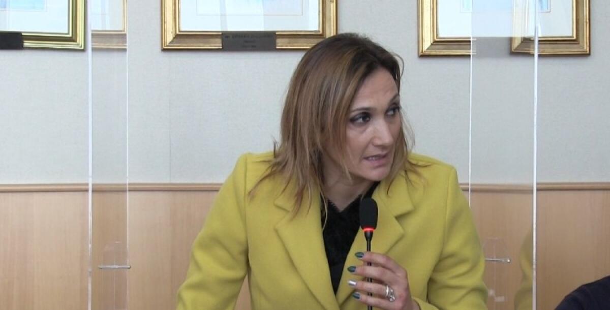 "Sfiduciare Greco è come fargli un favore", Ascia: "E' lui che deve portare la soluzione" - Il consigliere di "Rinnova" Alessandra Ascia