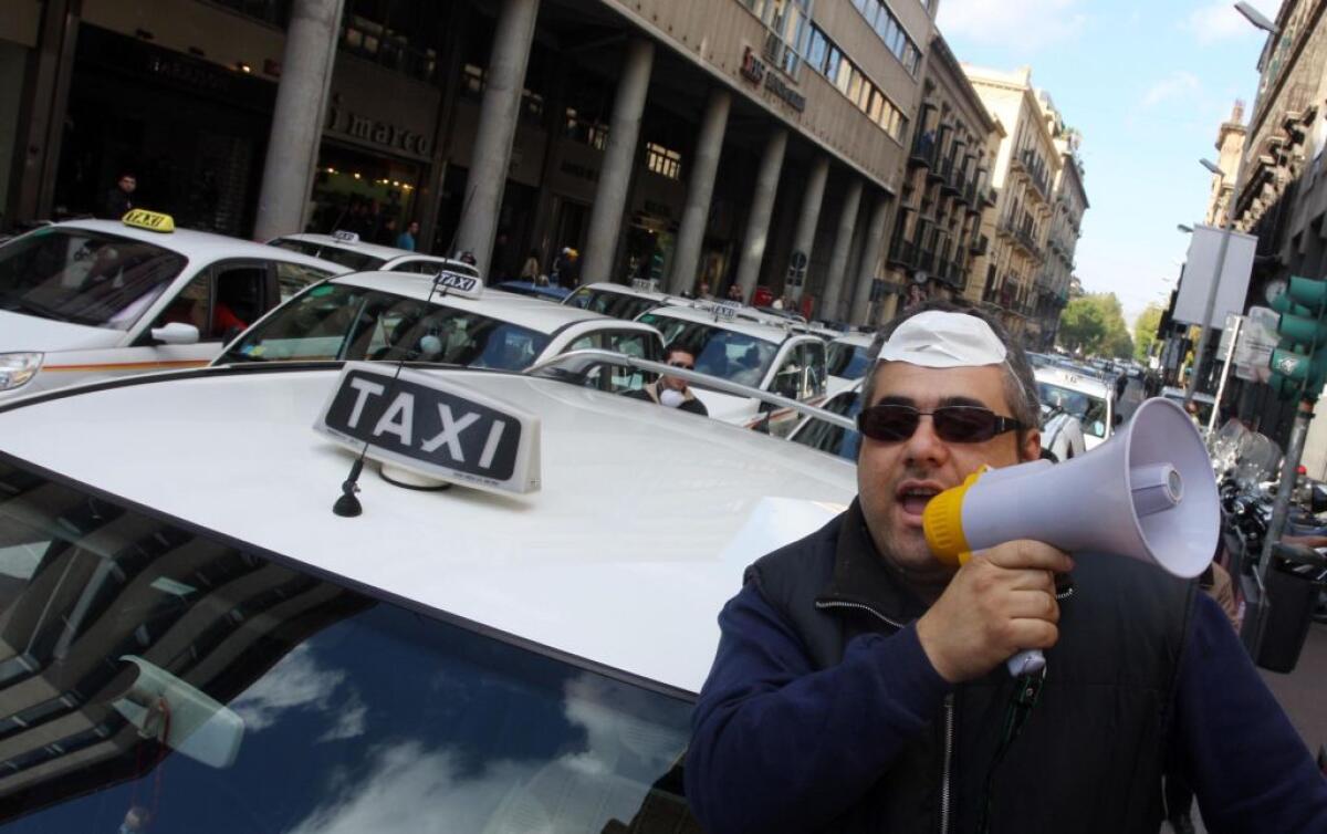 Contributi taxisti cooperative a Palermo, ok dal Giudice del Lavoro - 