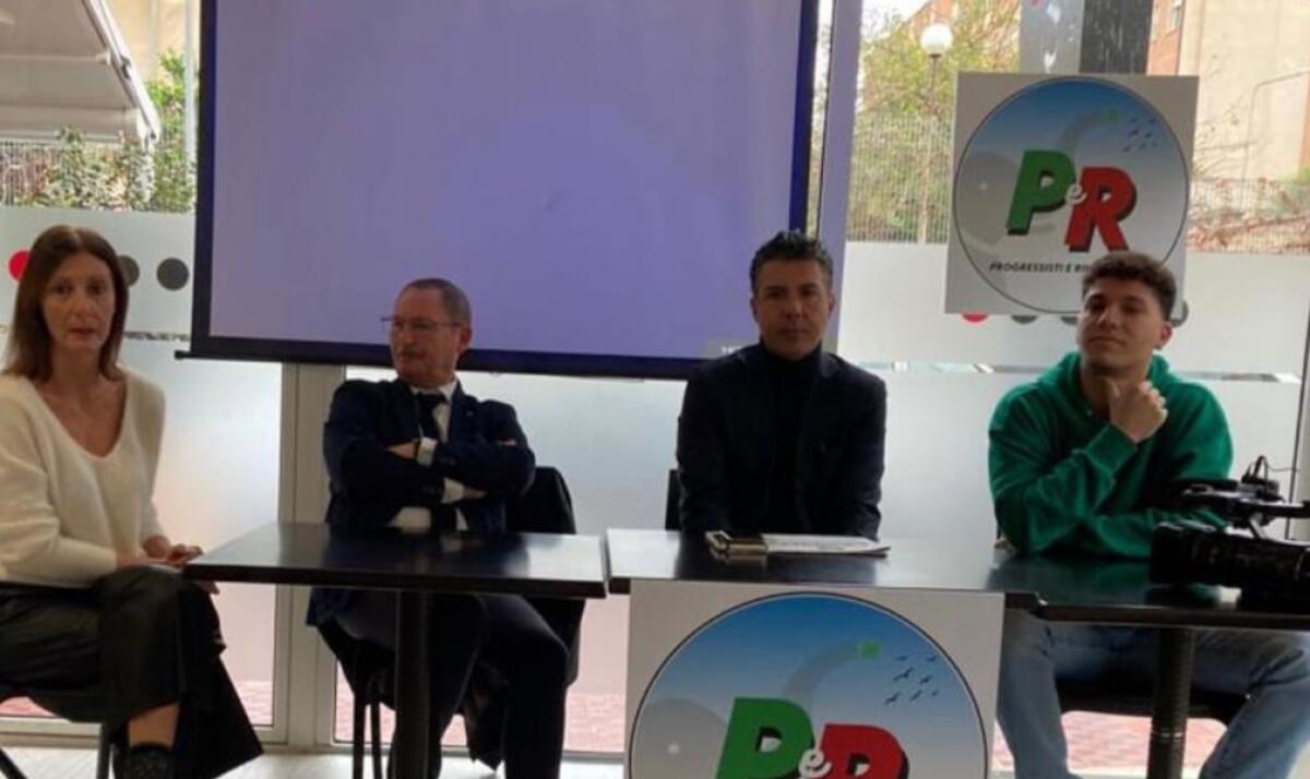 Nasce "Progressisti e rinnovatori", Donegani: "Laboratorio per la città, campo con Pd e M5s" - Donegani e alcuni esponenti di "PeR"